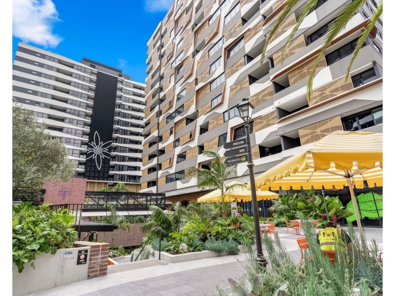 607/19 Deshon Street, Woolloongabba QLD 4102