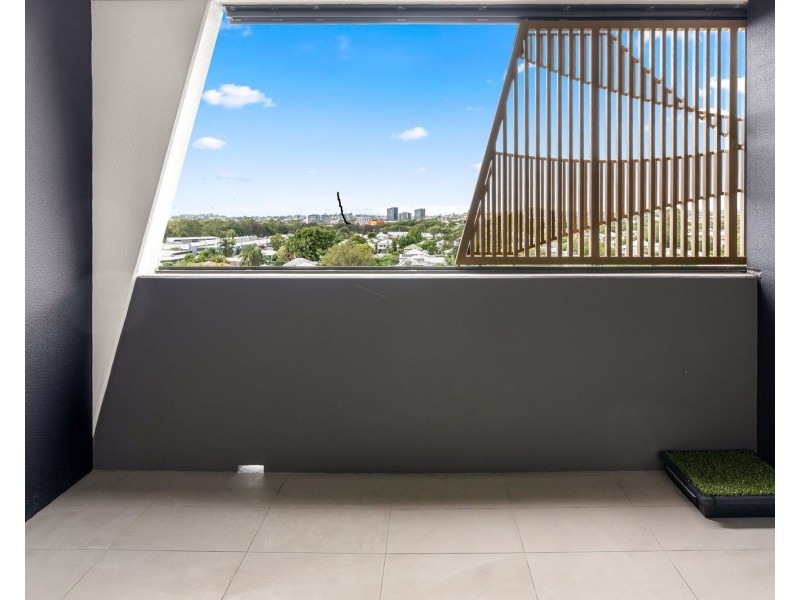 607/19 Deshon Street, Woolloongabba QLD 4102