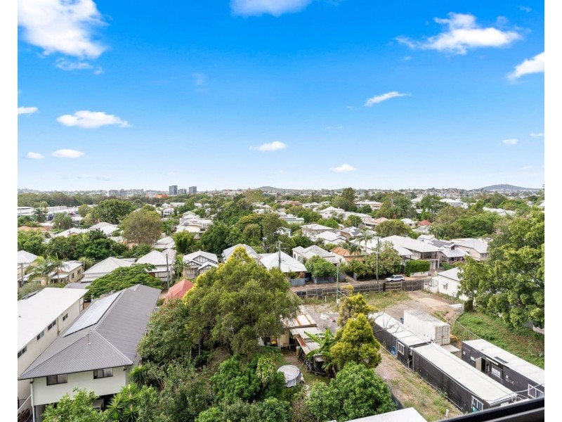 607/19 Deshon Street, Woolloongabba QLD 4102