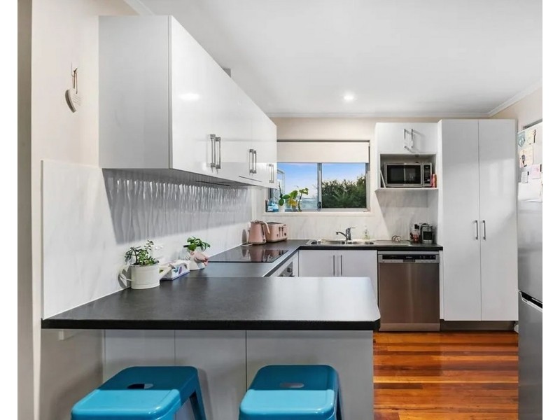 1/111 Grosvenor Street, Morningside QLD 4170