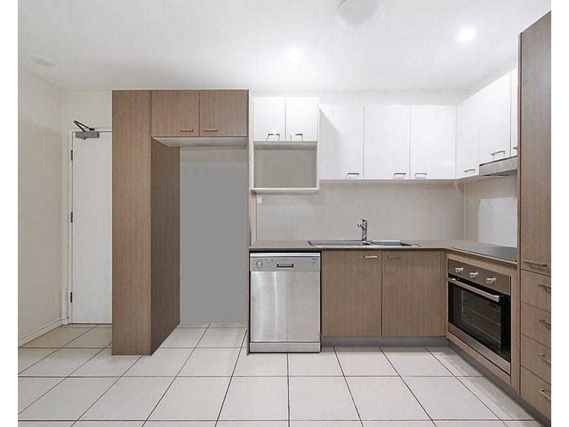 4/11 Riding Road, Hawthorne QLD 4171