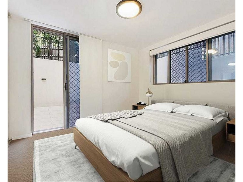 4/11 Riding Road, Hawthorne QLD 4171