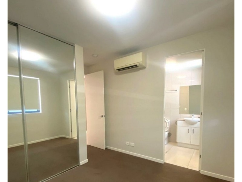4/450 Main St, Kangaroo Point QLD 4169