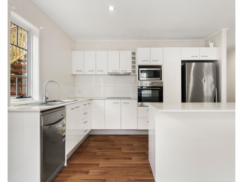 28 Marquis Street, Greenslopes QLD 4120