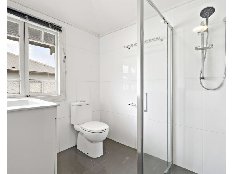 28 Marquis Street, Greenslopes QLD 4120