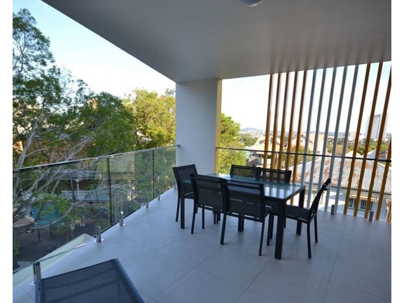 16/450 Main St, Kangaroo Point QLD 4169