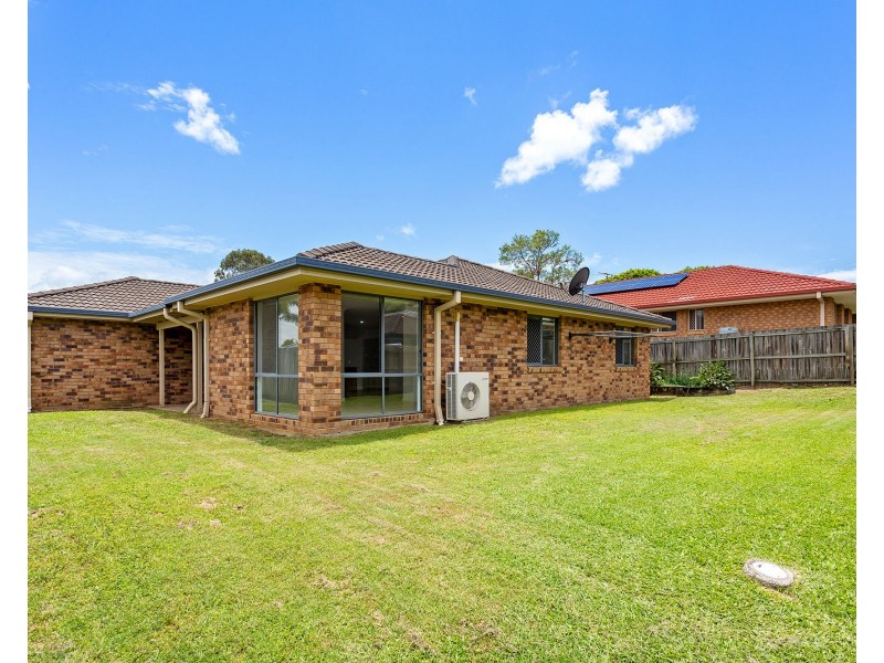 8 Elaine Place, Birkdale QLD 4159