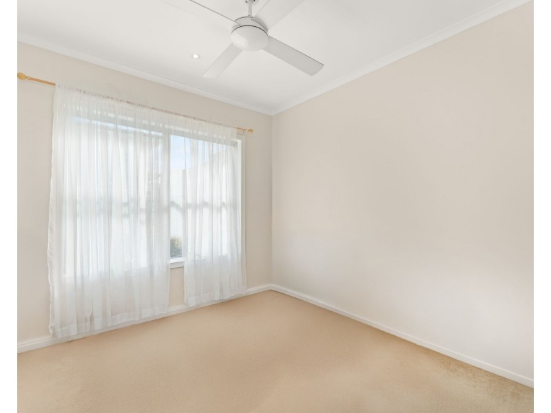 8/23 Burrai Street, Morningside QLD 4170