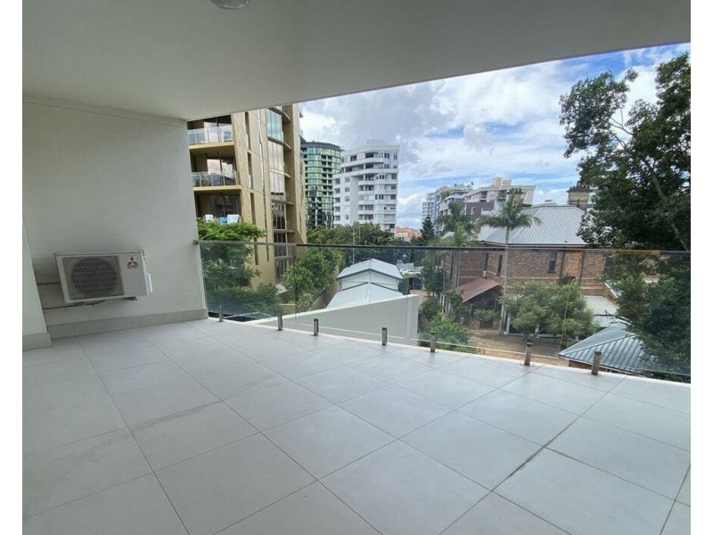 8/450 Main St, Kangaroo Point QLD 4169