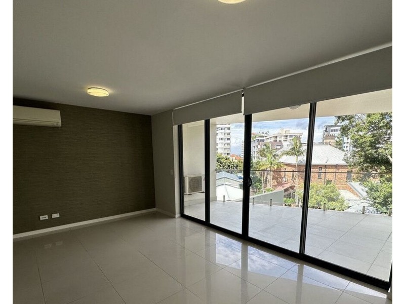 8/450 Main St, Kangaroo Point QLD 4169