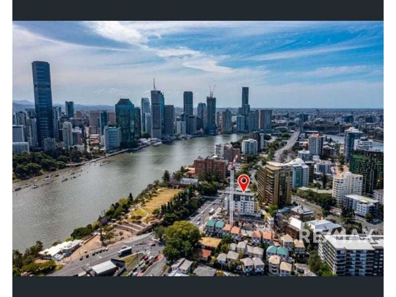 12/450 Main Street, Kangaroo Point QLD 4169