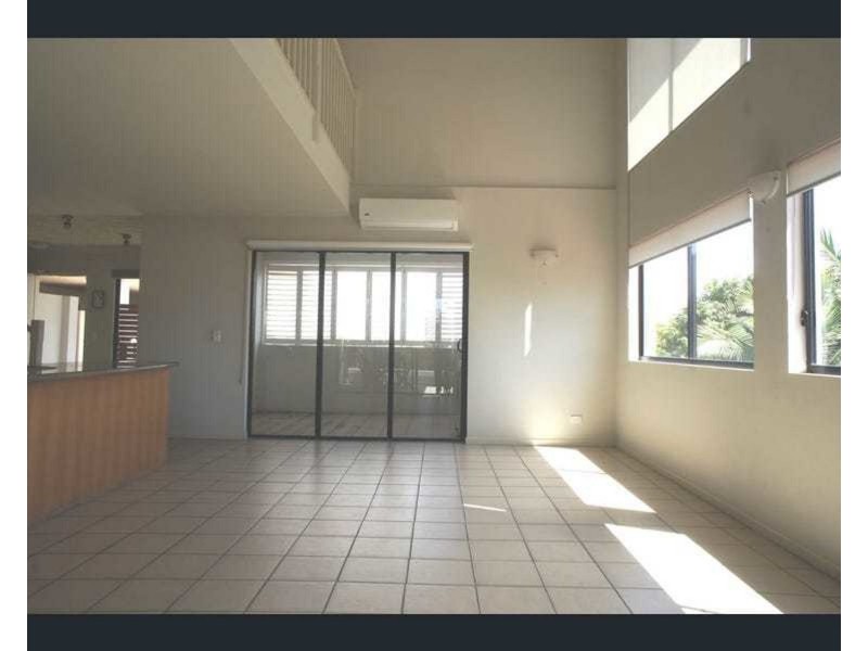18/31-33 Railway Street, Southport QLD 4215