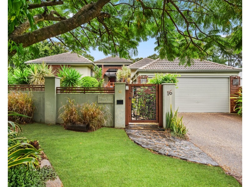 16 Luke Street, Wavell Heights QLD 4012