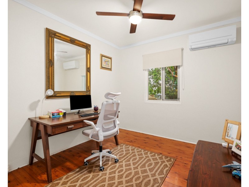 16 Luke Street, Wavell Heights QLD 4012