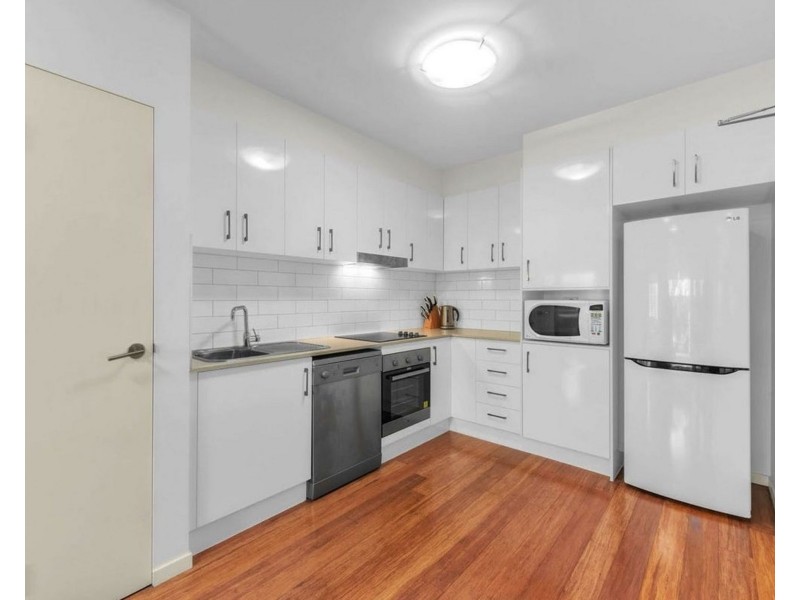 101/22 Adelaide Street, Carina QLD 4152