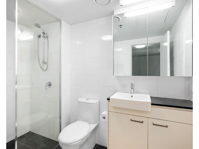 502/18 Thorn Street, Kangaroo Point QLD 4169