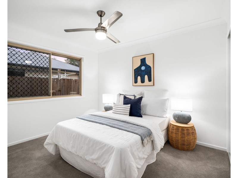 12 Dily Street, Hillcrest QLD 4118