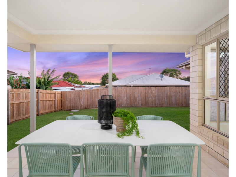 12 Dily Street, Hillcrest QLD 4118