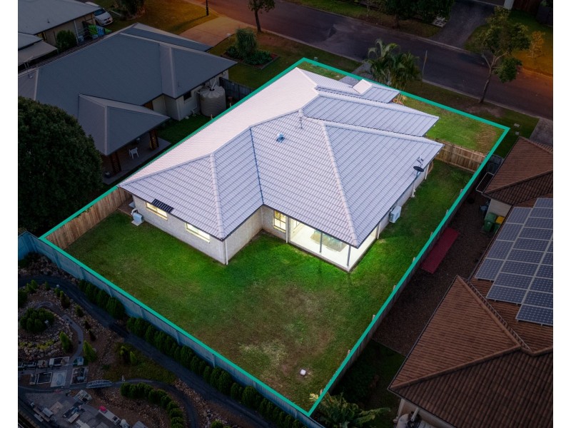 12 Dily Street, Hillcrest QLD 4118