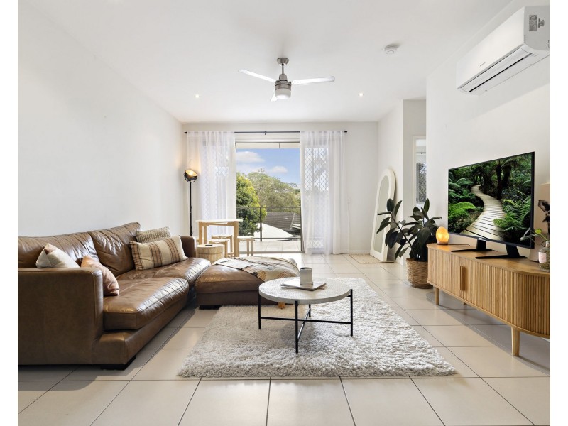 17/11 Riding Road, Hawthorne QLD 4171