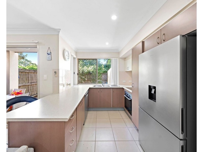 4/6 Canton Court, Manly West QLD 4179