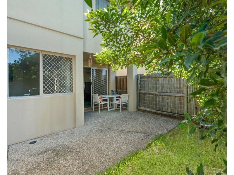 4/6 Canton Court, Manly West QLD 4179