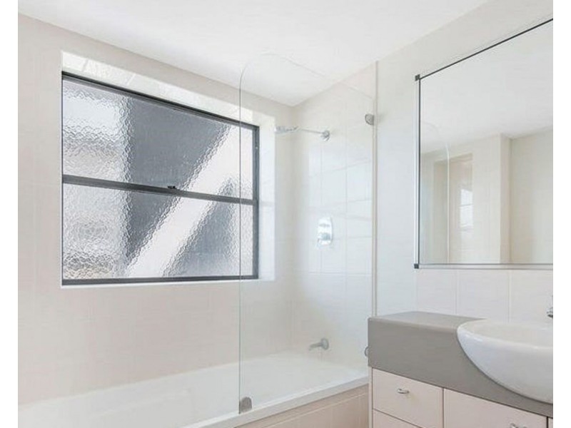 6/442 Main Street, Kangaroo Point QLD 4169