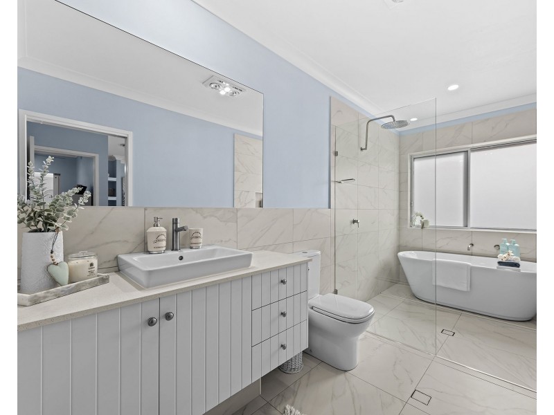 25 Arbor Terrace, Wellington Point QLD 4160