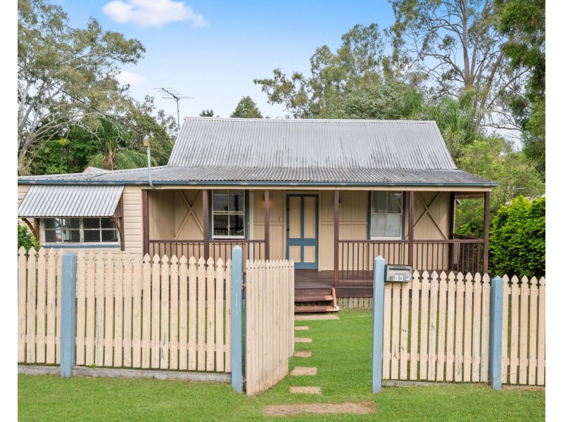 33 Alice Street, Blackstone QLD 4304
