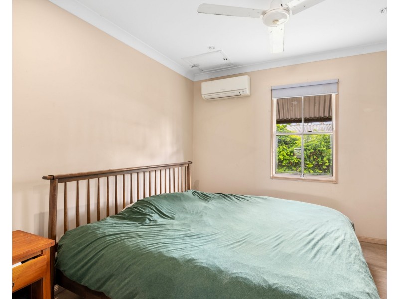 33 Alice Street, Blackstone QLD 4304