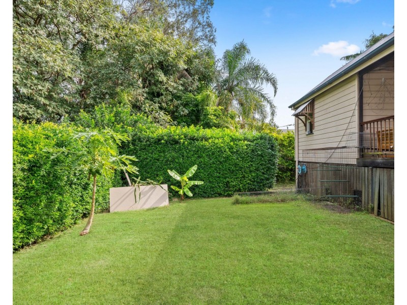 33 Alice Street, Blackstone QLD 4304