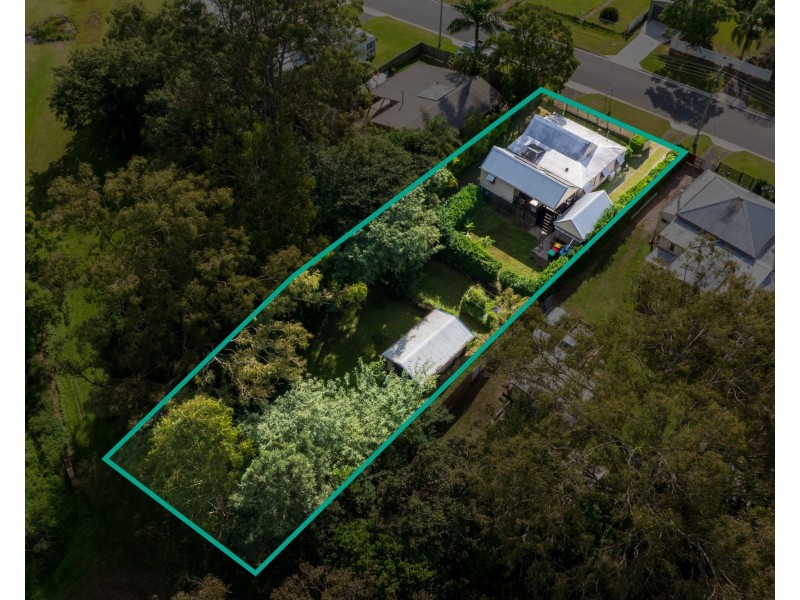 33 Alice Street, Blackstone QLD 4304