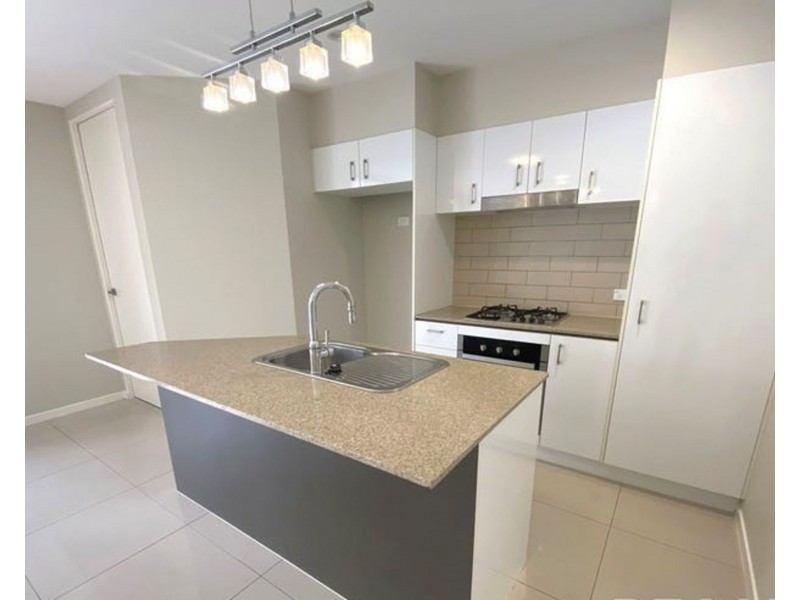 10/450 Main Street, Kangaroo Point QLD 4169