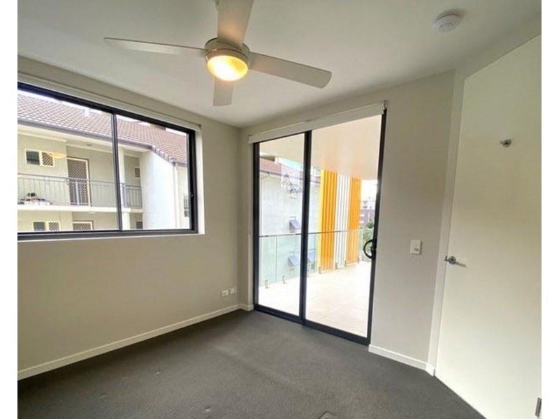 10/450 Main Street, Kangaroo Point QLD 4169