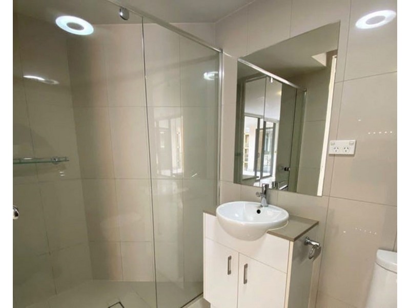 10/450 Main Street, Kangaroo Point QLD 4169