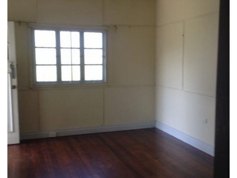 14 Albert  Street, Rocklea QLD 4106