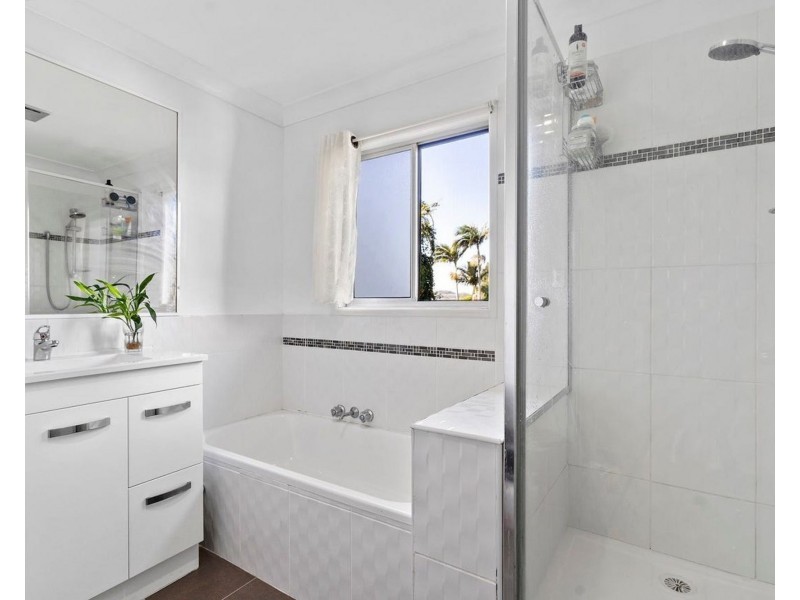 577 Mount Gravatt-Capalaba Rd, Wishart QLD 4122