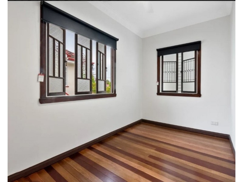 14 Holmes Street, Moorooka QLD 4105