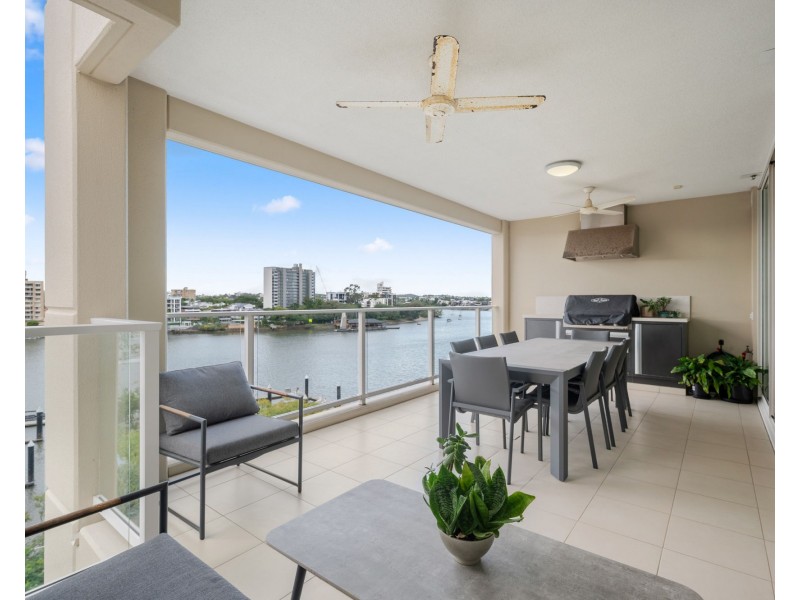 9N/39 Castlebar Street, Kangaroo Point QLD 4169