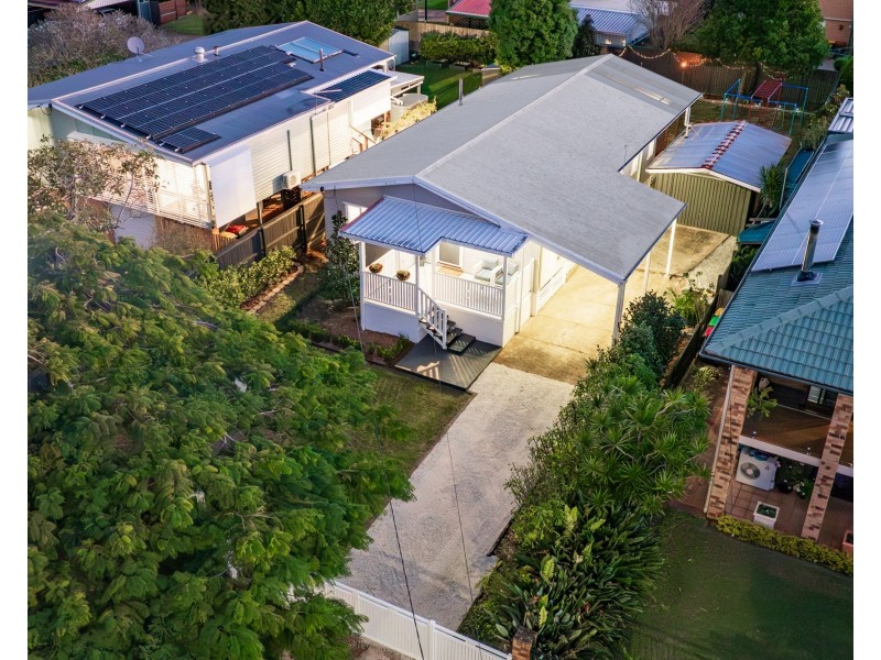 12 Bonniebrae Street, Wynnum West QLD 4178