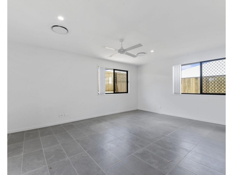 19 Keary Place, Ripley QLD 4306