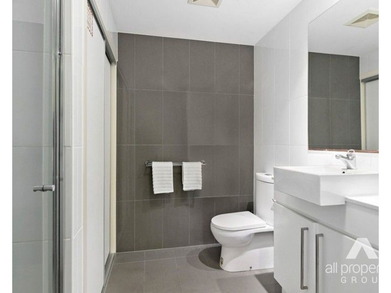 604/148 Victoria Park Road, Kelvin Grove QLD 4059