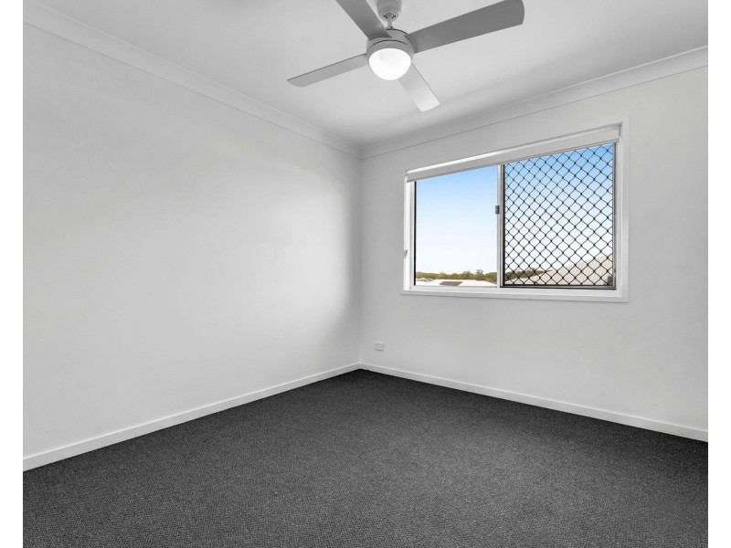 12 Alpine Street, Redland Bay QLD 4165