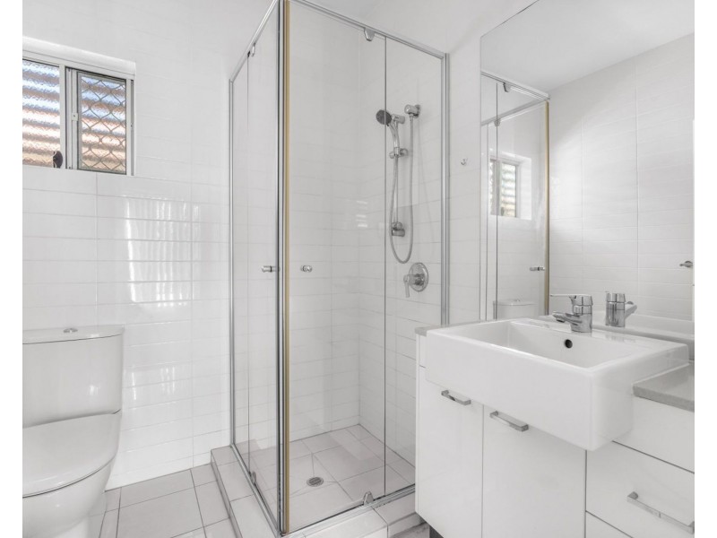 27 Store Street, Albion QLD 4010