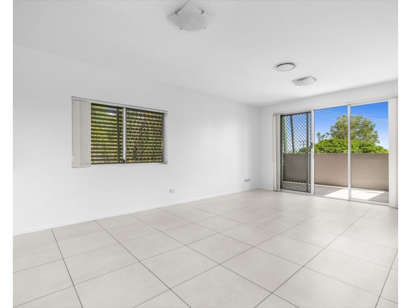 27 Store Street, Albion QLD 4010