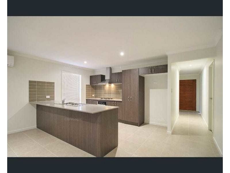20 Cooper Way, Spring Mountain QLD 4124