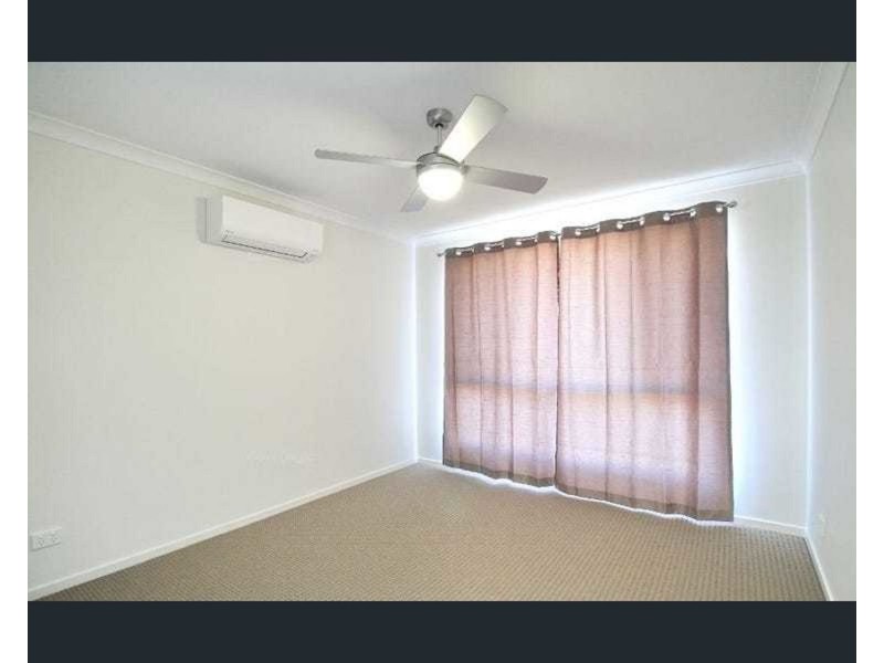 20 Cooper Way, Spring Mountain QLD 4124
