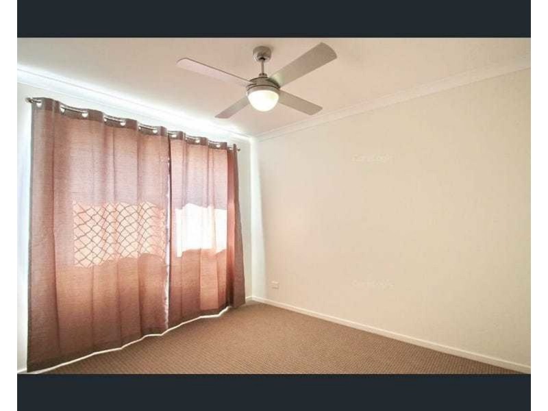 20 Cooper Way, Spring Mountain QLD 4124