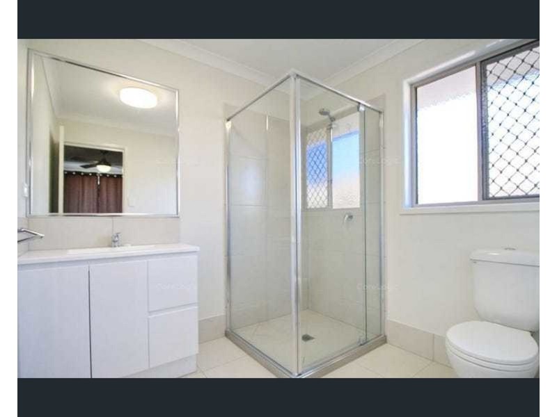 20 Cooper Way, Spring Mountain QLD 4124