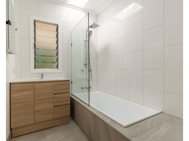 78 Lunga Street, Carina QLD 4152